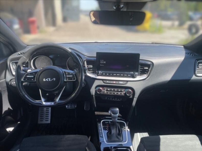 Kia Cee'd - hlavní fotka