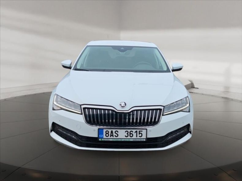Škoda Superb - hlavní fotka
