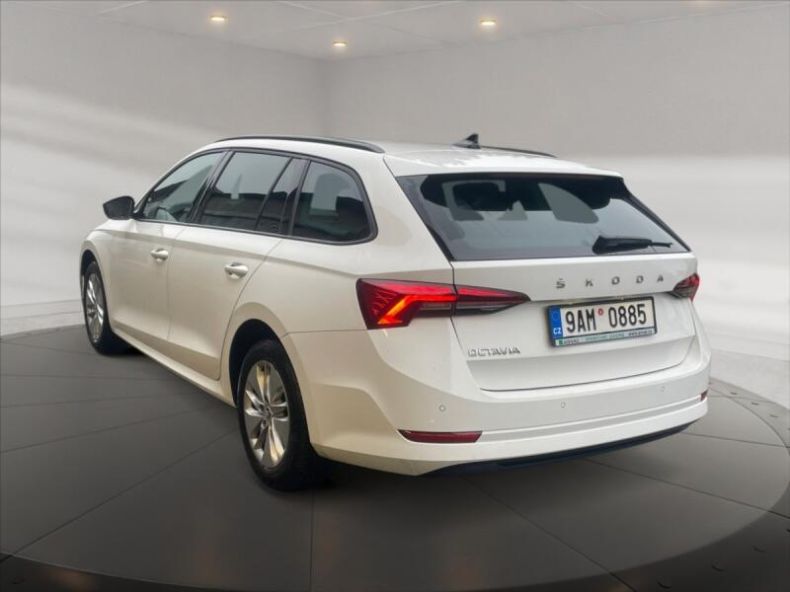 Škoda Octavia - hlavní fotka