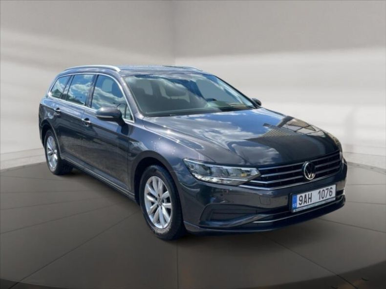 Volkswagen Passat - hlavní fotka inzerátu