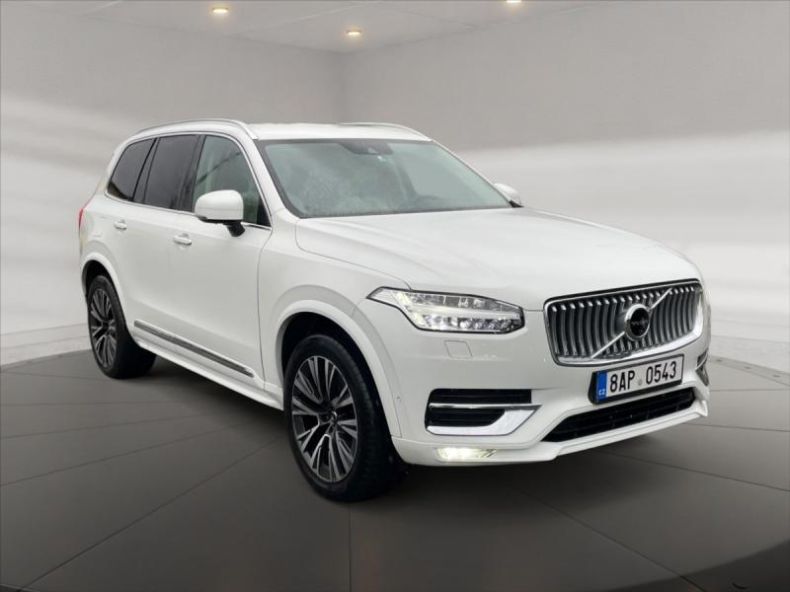 Volvo XC90 - hlavní foto