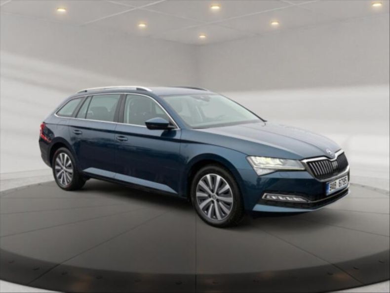 Škoda Superb - hlavní foto