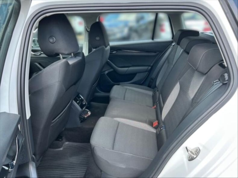 Škoda Octavia - hlavní fotka