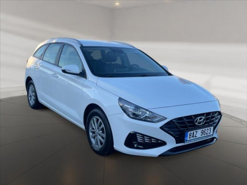 Hyundai i30 - hlavní foto