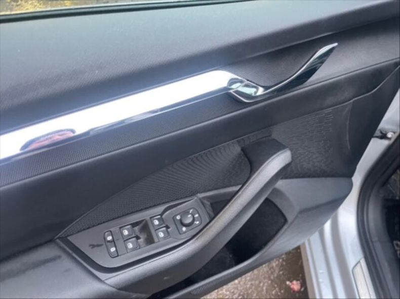 Škoda Octavia - hlavní fotka