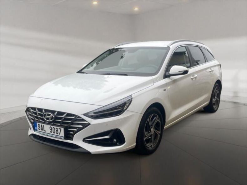 Hyundai i30 - hlavní fotka