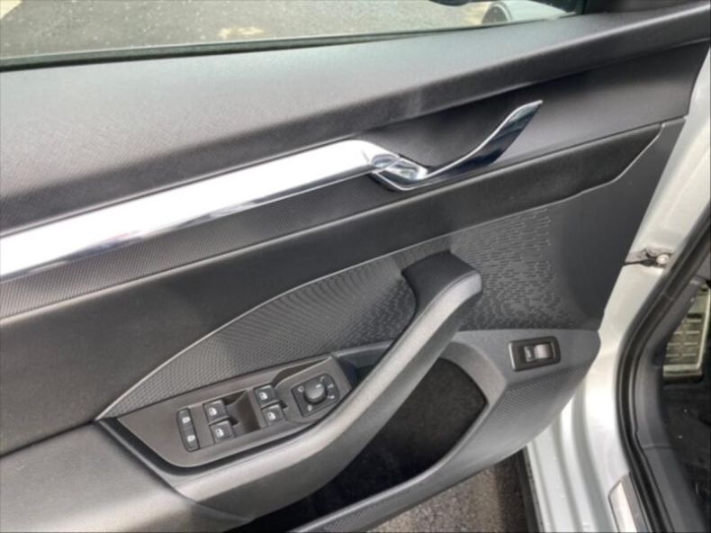 Škoda Octavia - hlavní fotka