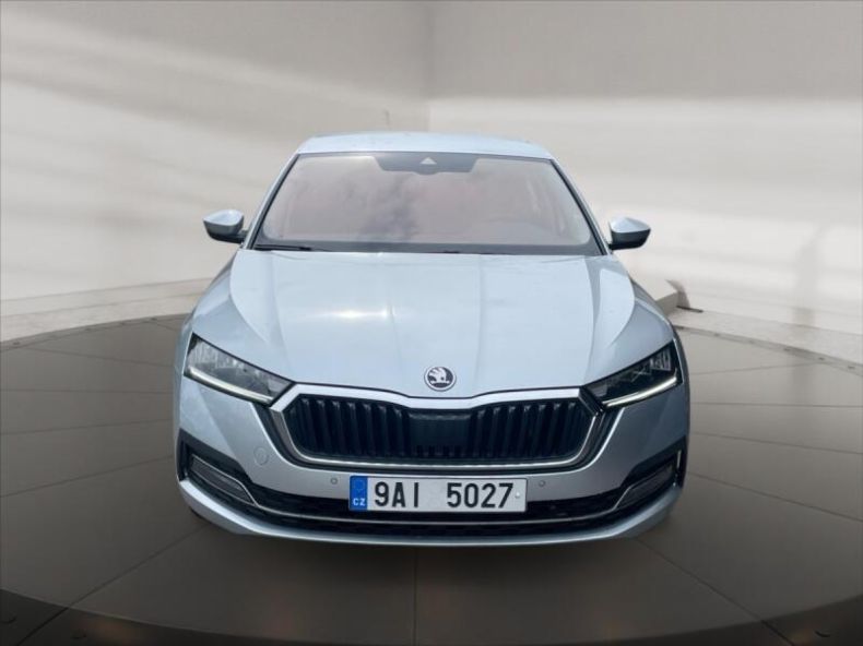 Škoda Octavia - hlavní fotka