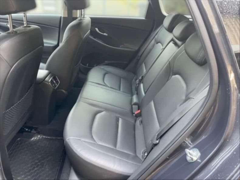 Hyundai i30 - hlavní fotka