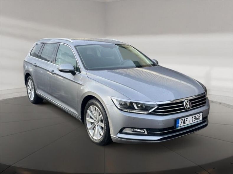 Volkswagen Passat - hlavní foto