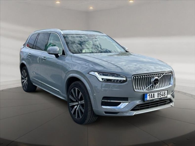 Volvo XC90 - hlavní foto
