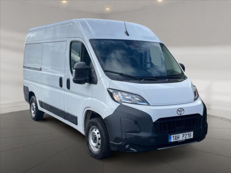 Toyota PROACE CITY - hlavní foto