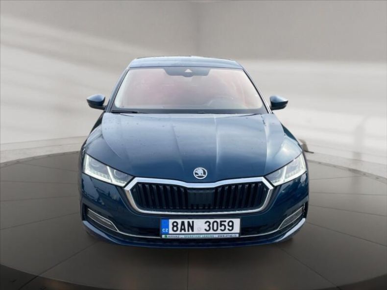 Škoda Octavia - hlavní fotka
