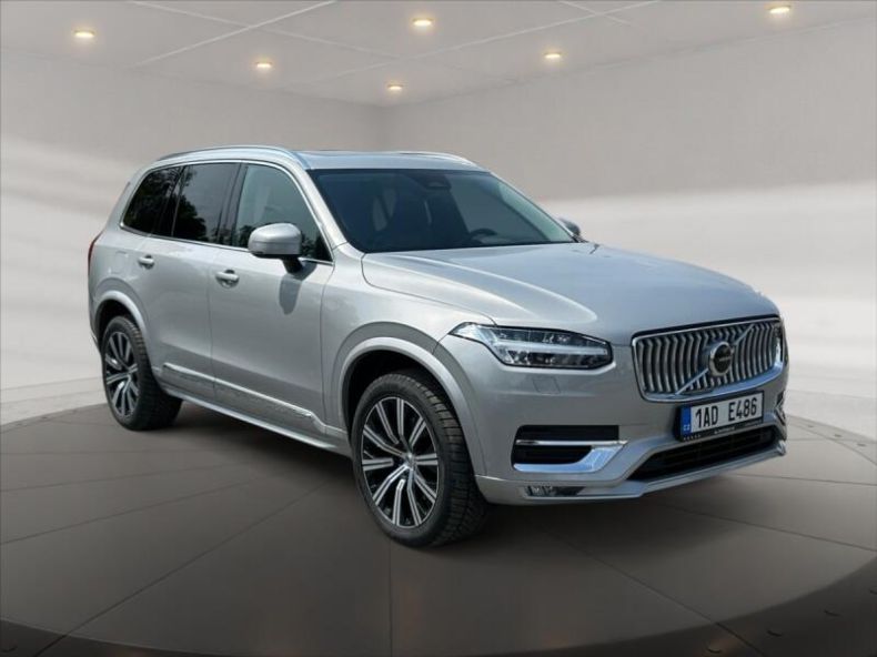 Volvo XC90 - hlavní foto