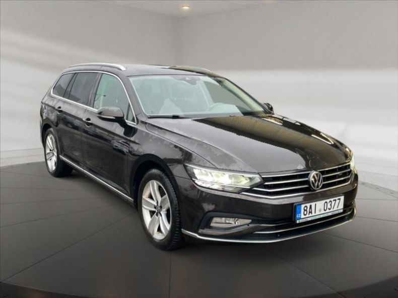 Volkswagen Passat - hlavní foto