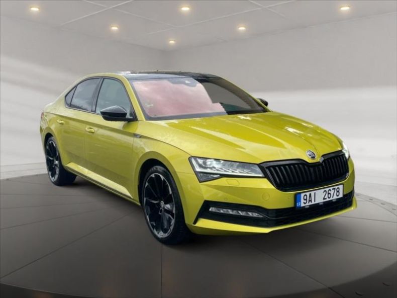 Škoda Superb - hlavní foto