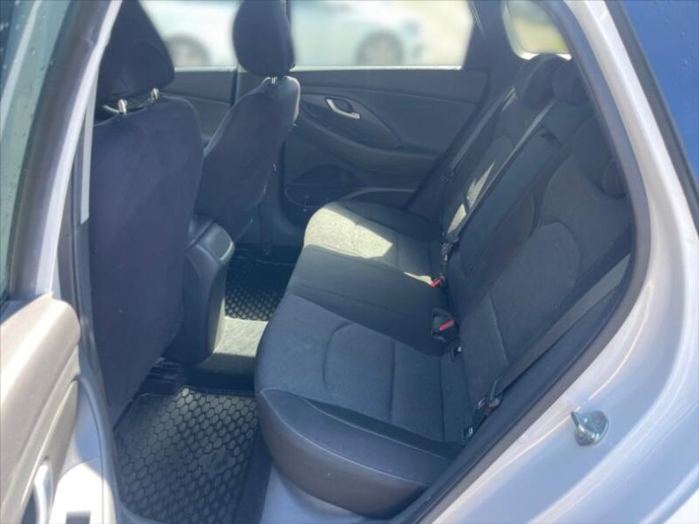 Hyundai i30 - hlavní fotka