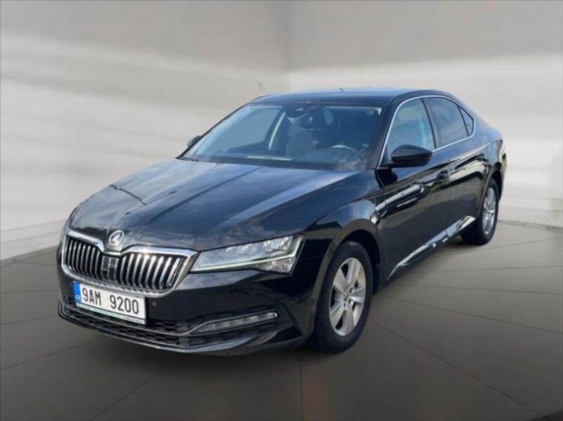 Škoda Superb - hlavní fotka