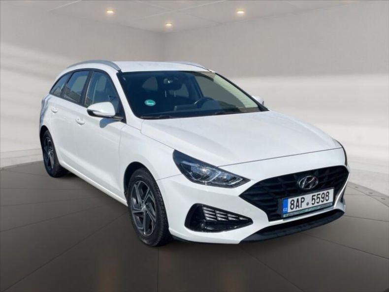 Hyundai i30 - hlavní foto