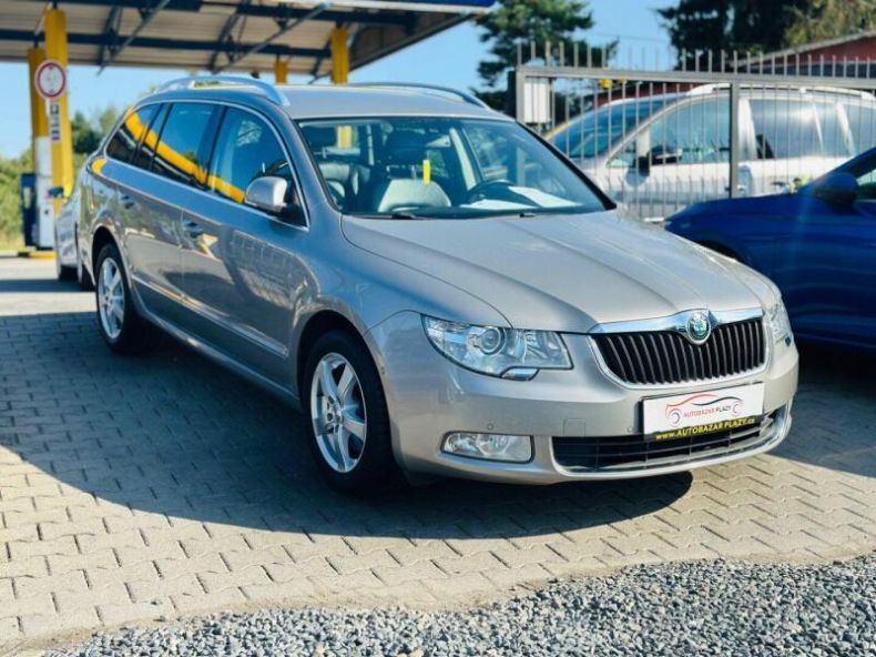 Škoda Superb - hlavní foto