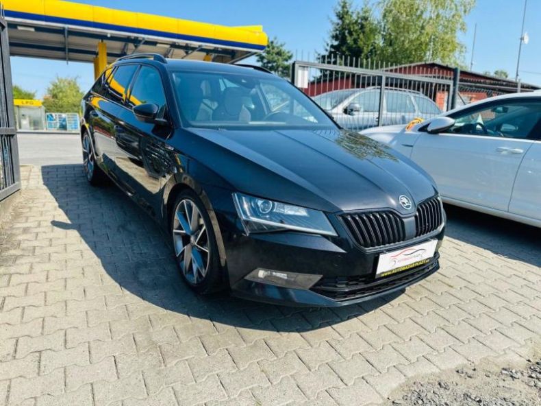Škoda Superb - hlavní foto