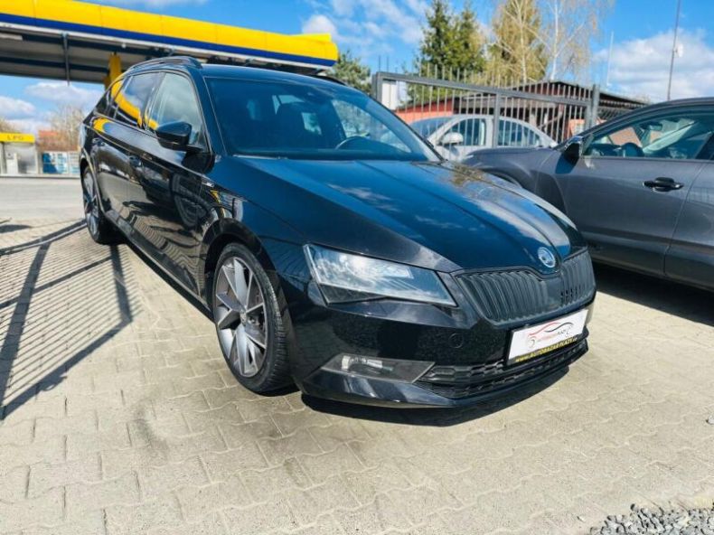 Škoda Superb - hlavní foto