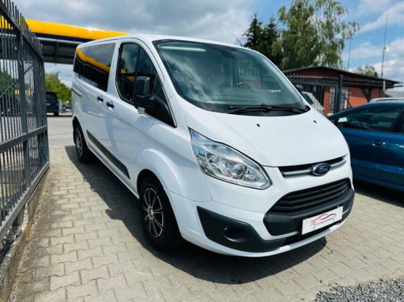 Ford Transit - hlavní foto