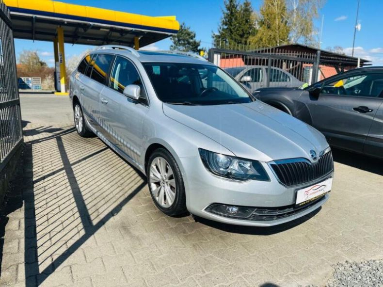 Škoda Superb - hlavní fotka inzerátu