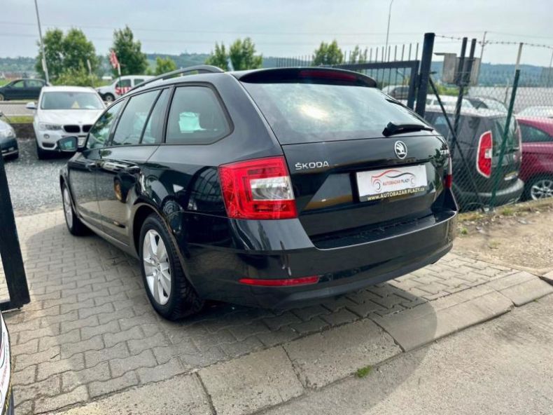 Škoda Octavia - hlavní fotka