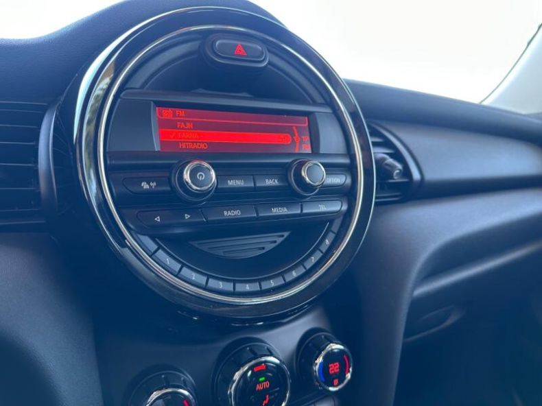 Mini Cooper - hlavní fotka