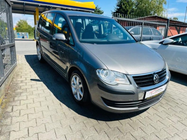 Volkswagen Touran - hlavní fotka inzerátu