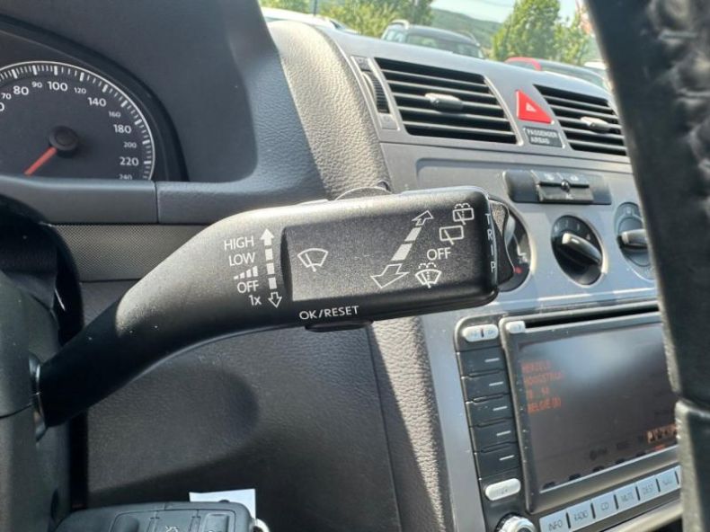 Volkswagen Touran - hlavní fotka