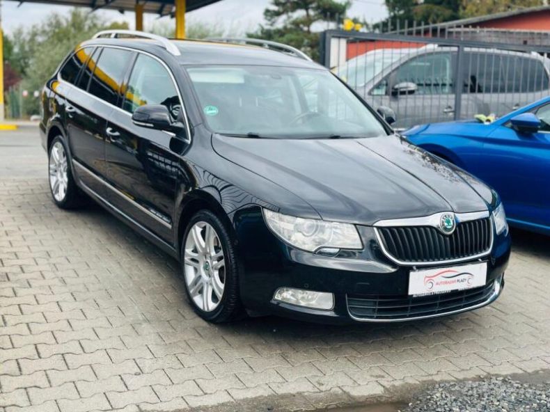 Škoda Superb - hlavní foto