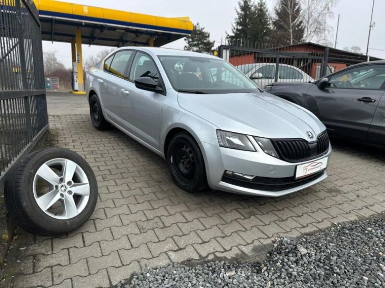 Škoda Octavia - hlavní foto