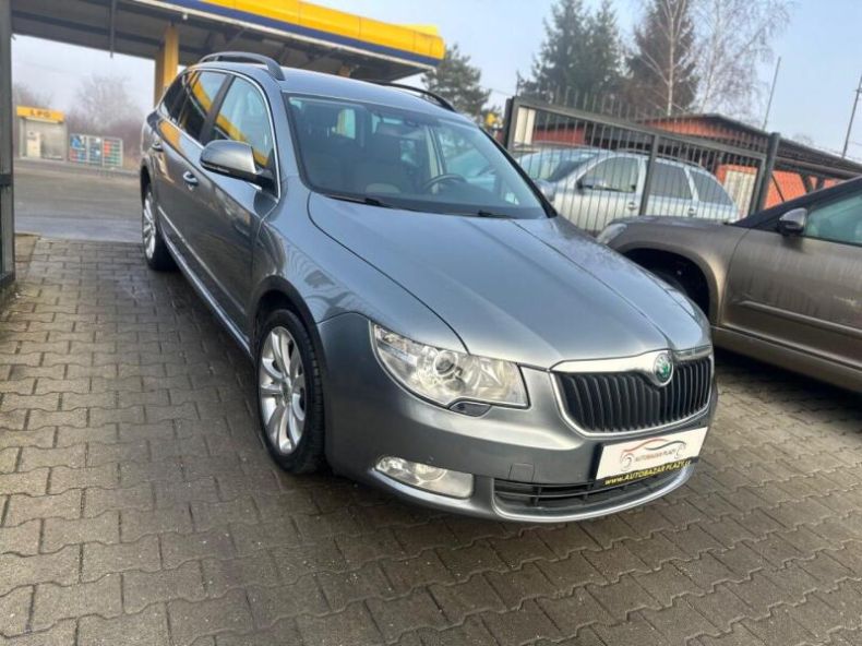 Škoda Superb - hlavní foto