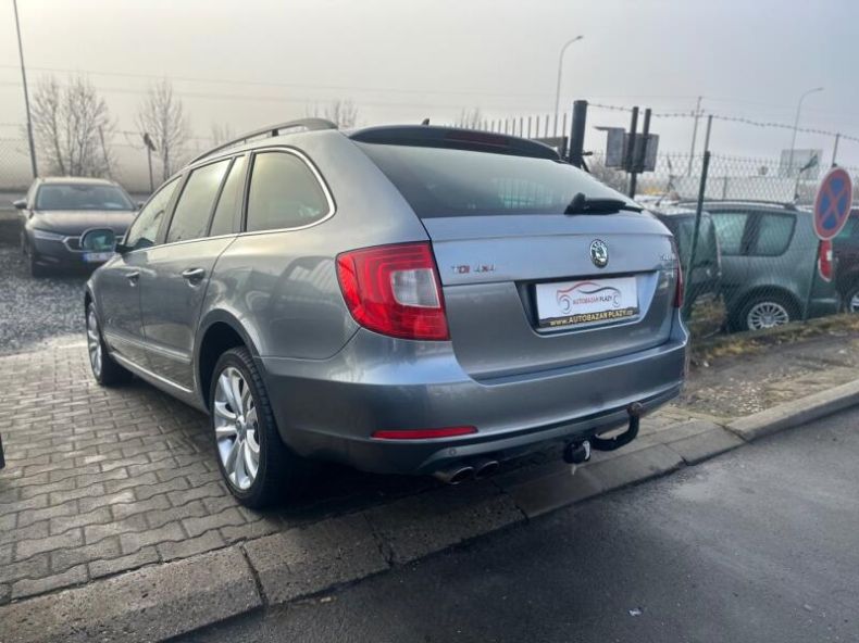 Škoda Superb - hlavní fotka