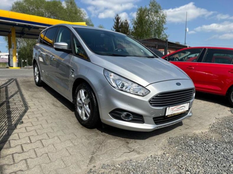 Ford S-MAX - hlavní fotka inzerátu