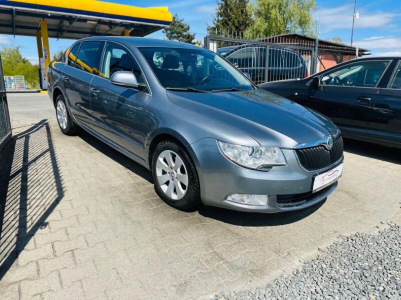 Škoda Superb - hlavní foto