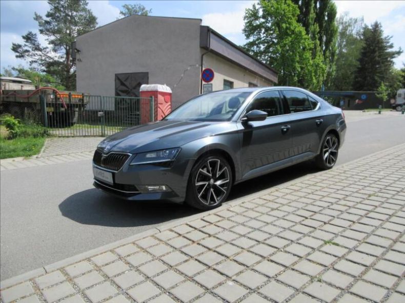 Škoda Superb - hlavní fotka inzerátu