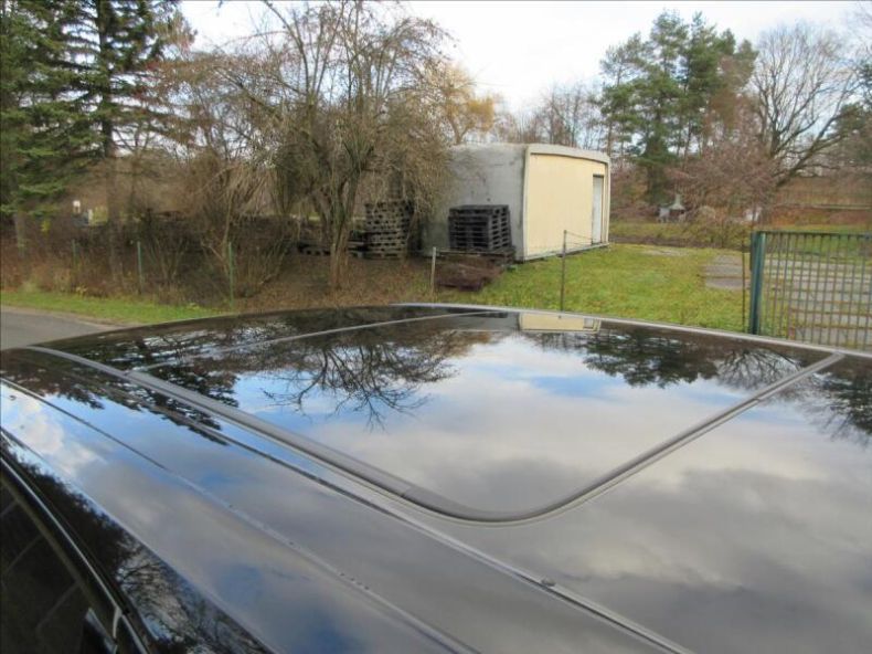 Porsche Cayenne - hlavní fotka