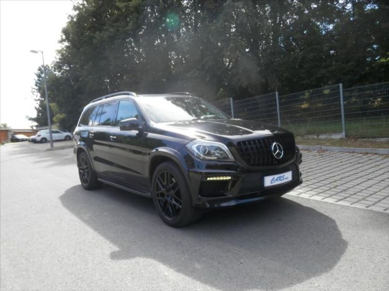 Mercedes Třída GL - hlavní foto