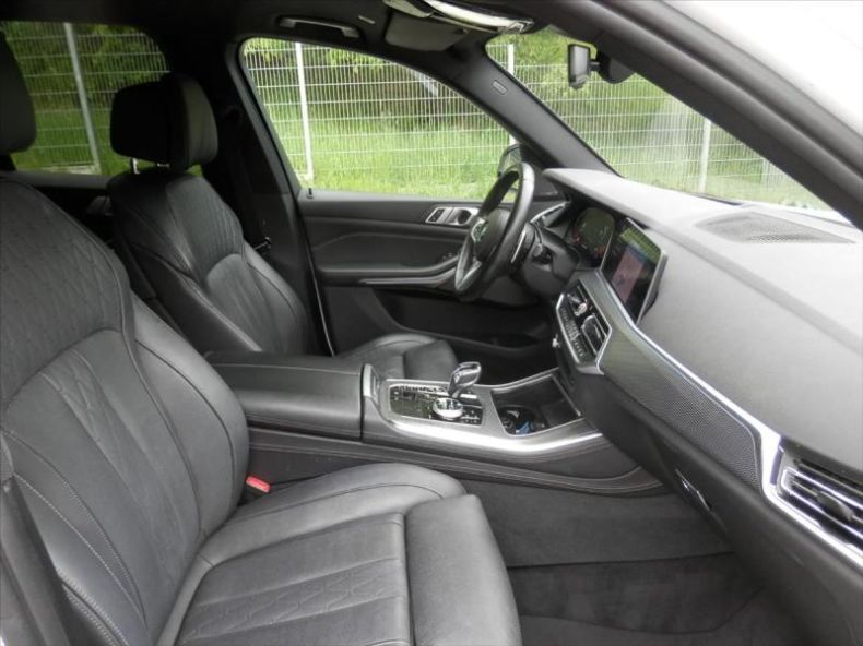 BMW X5 - hlavní fotka