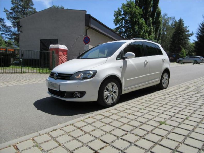 Volkswagen Golf - hlavní foto