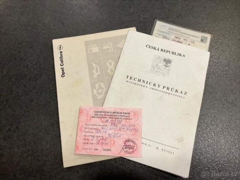 Opel Calibra - hlavní fotka