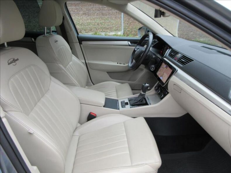 Škoda Superb - hlavní fotka