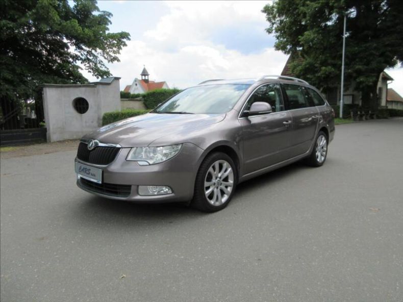 Škoda Superb - hlavní fotka inzerátu