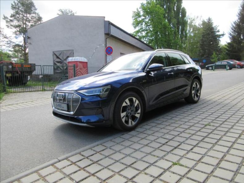 Audi E-tron - hlavní foto