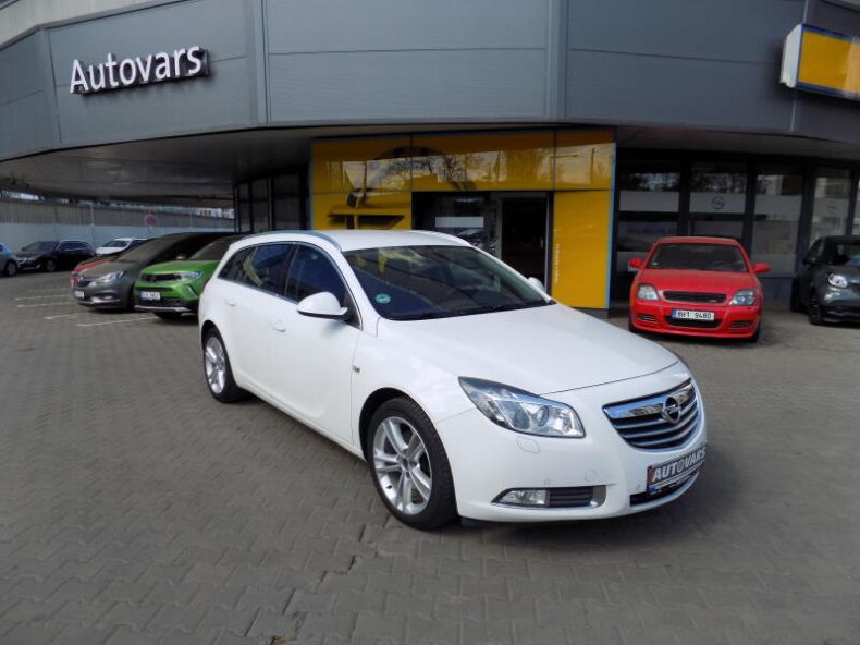 Opel Insignia - hlavní fotka inzerátu