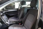 Volkswagen Passat - fotka číslo 14