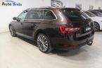 Škoda Superb - fotka číslo 9